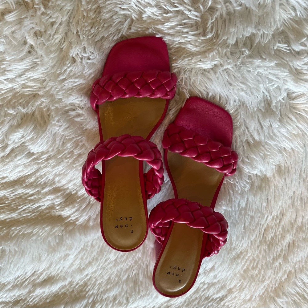 A New Day Basil Heels - size 8.5 - Picture 4 of 7